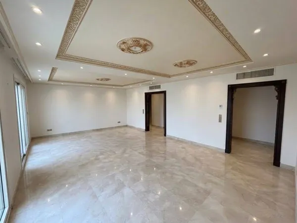 Appartement 6 pièces 157 m²