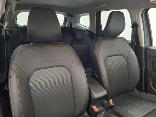 Dacia Duster tce 150 fap 4x2 edc — photo 28