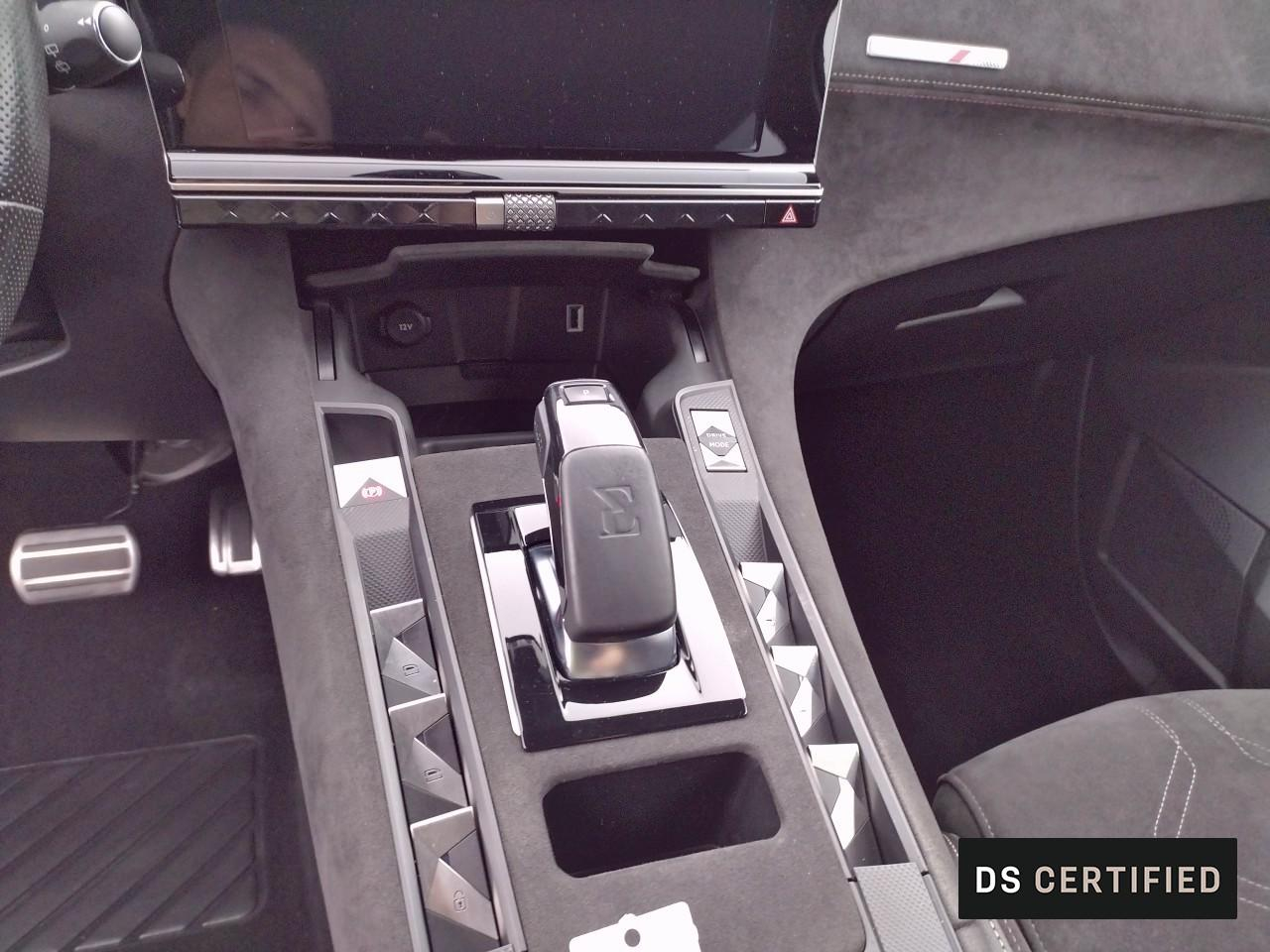 Ds Ds 7 crossback e-tense 4x4 300ch performance line — photo 21