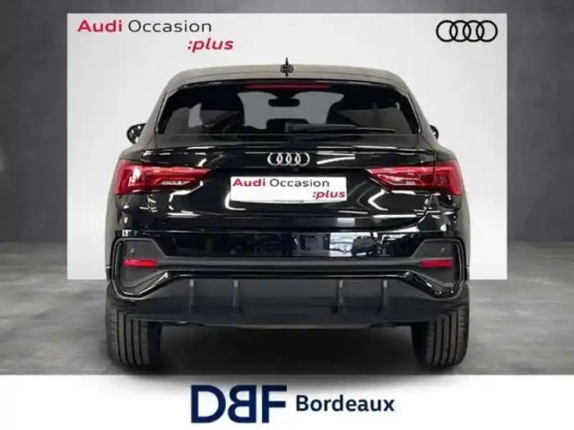 Audi Q3 45 tfsie 245 ch s tronic 6 s line — photo 4