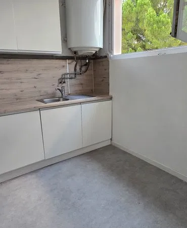 T3 Disponible au Sévigné face au stade