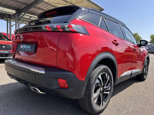 Peugeot 2008 puretech 130 s&amp;s eat8 — photo 2