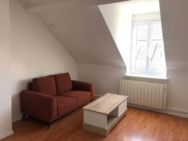 Beau F2 meublé lumineux - C?ur de ville, à 2 min de la gare Vernon-Giverny - 660 €