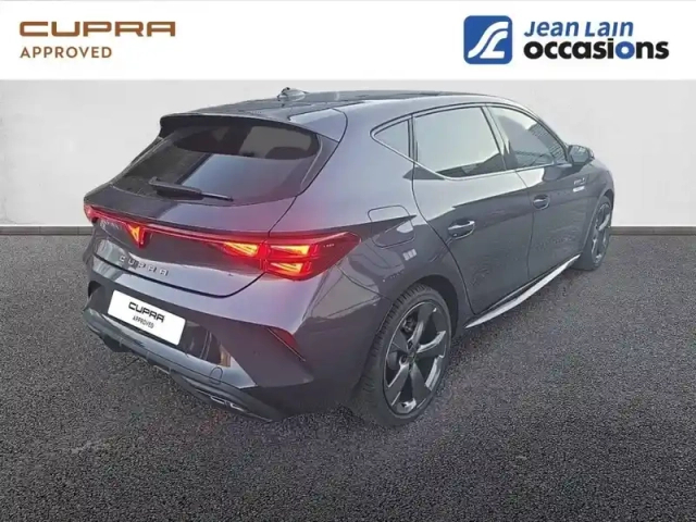 Cupra Leon 1.5 etsi hybrid 150 ch dsg7 — photo 42