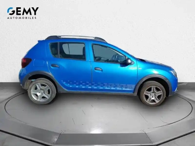 Dacia Sandero sce 75 — photo 4