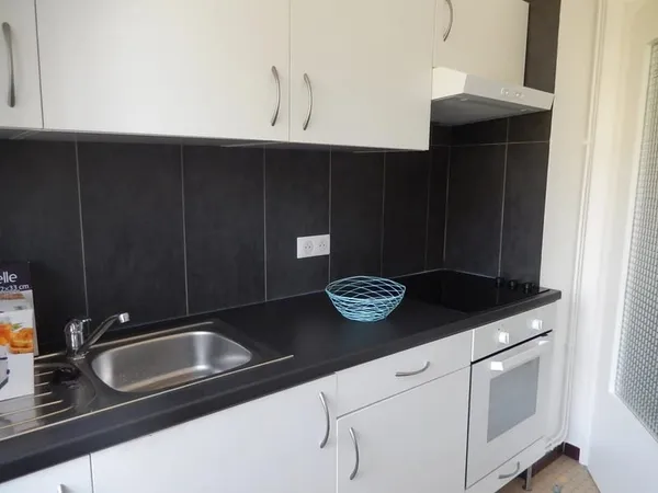 APPARTEMENT MEUBLE 2 PIECES FRONTIERE