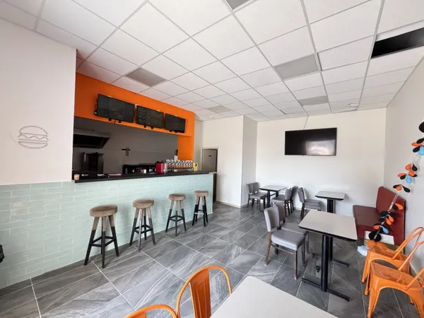 Local commercial 70 m²