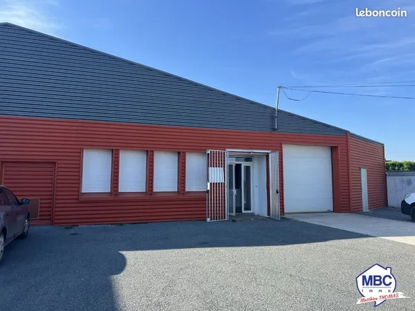 Batiment 6 pièces 640 m²