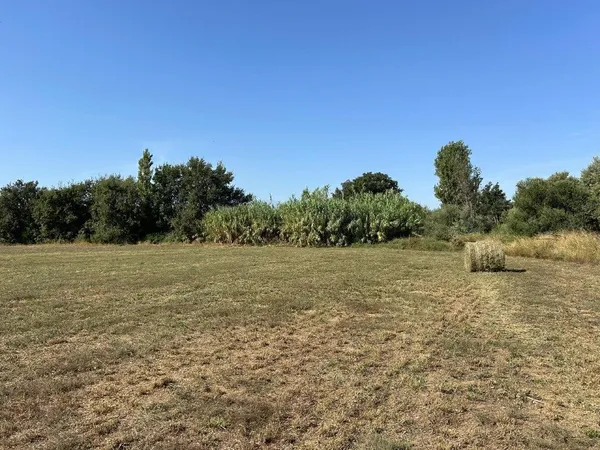 Terrain 384 m²