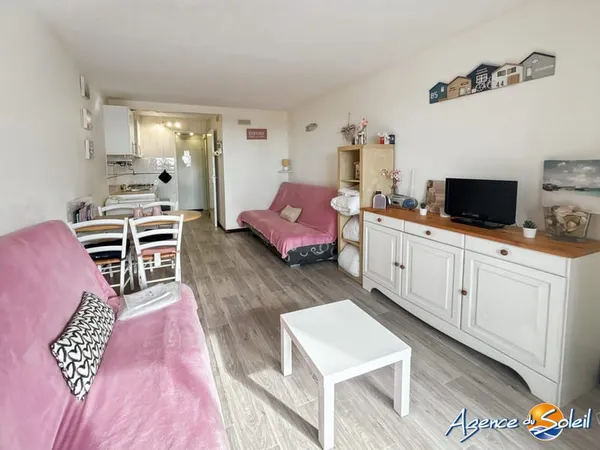 A VENDRE STUDIO AVEC PARKING