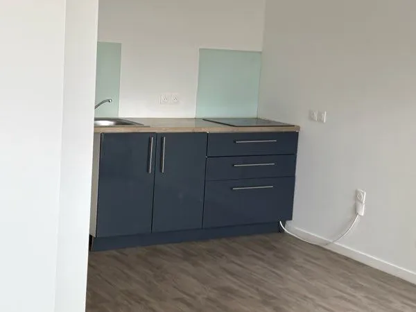 Location f2 42m2 + parking