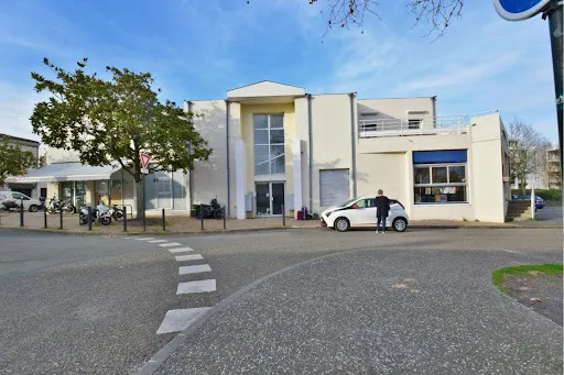 Propriété 8 pièces 675 m²