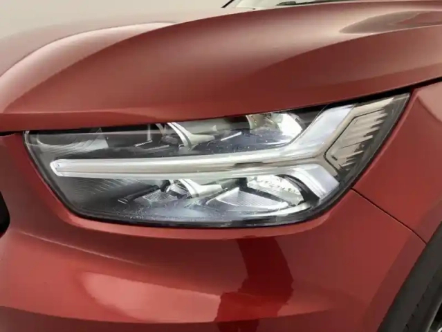 Volvo Xc40 t3 163ch r-design geartronic 8 suréquipé + toit ouvrant — photo 27