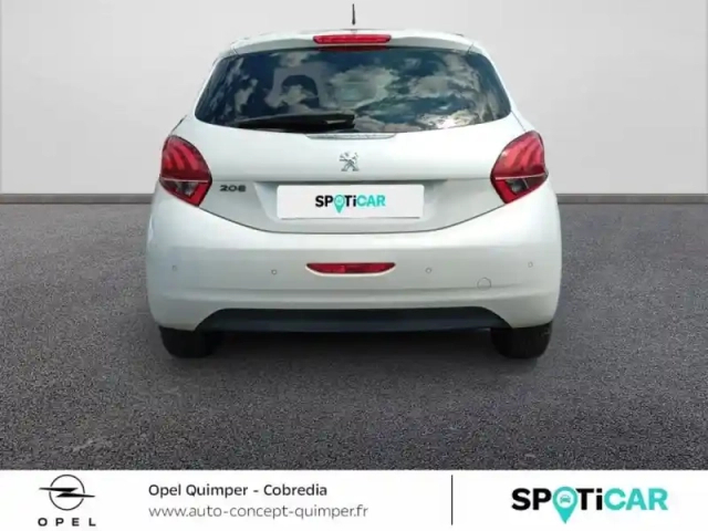Peugeot 208 1.2 puretech 110ch e6.c allure s&amp;s — photo 5
