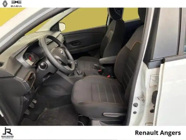 Dacia Sandero 1.0 eco-g 100ch stepway essential — photo 3