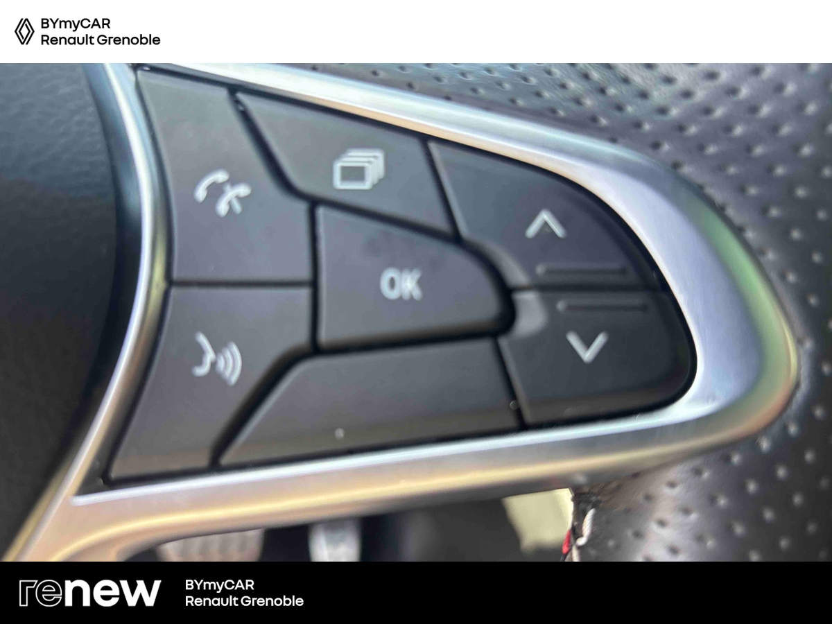 Renault Clio E-Tech 140 - 21N — photo 18