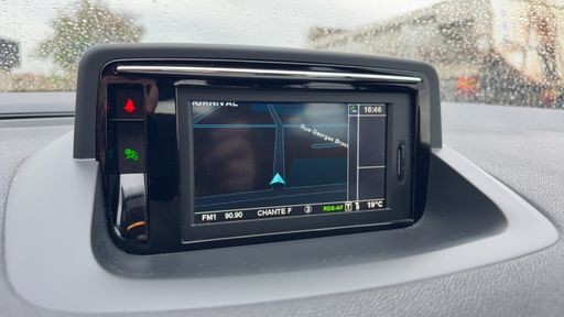 Renault Megane 1.5 dCi 110 EDC6 - Dynamique – 2012 – 96665 km – Diesel – Boîte Automatique — photo 13