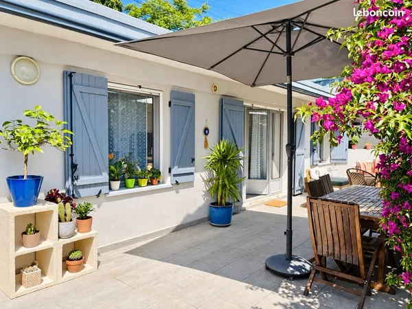 TOULON 4 chemins - Appartement T3 de plain-pied - Terrasse 47 m² - 2 parkings - Sans vis-à-vis