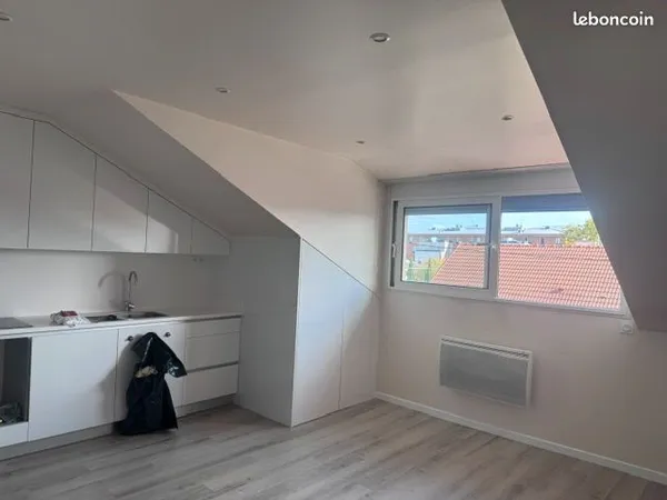 Appartement Location Clamart 1p 24m² 825€