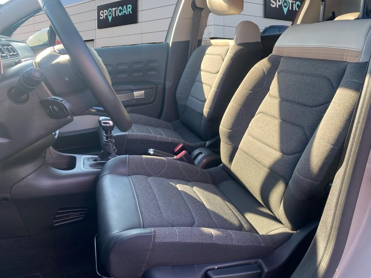 Citroën C3 1.5 bluehdi 100ch s&s shine pack e6.d — photo 9