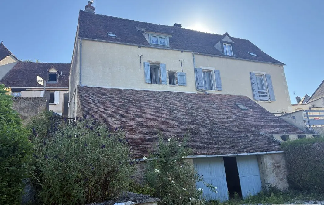 Photo 1