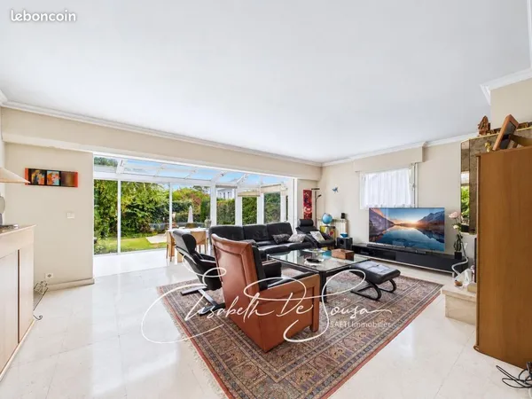 Maison 7 pièces 150 m²