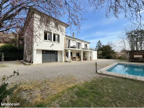 Belle maison avec vue