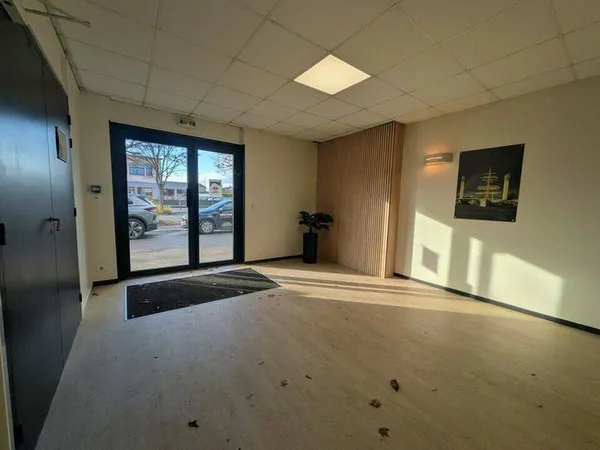 Bureaux 180 m²