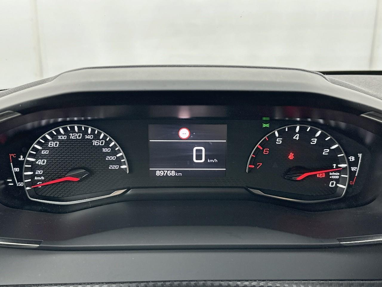 Peugeot 208 puretech 100 s&s bvm6 allure — photo 21