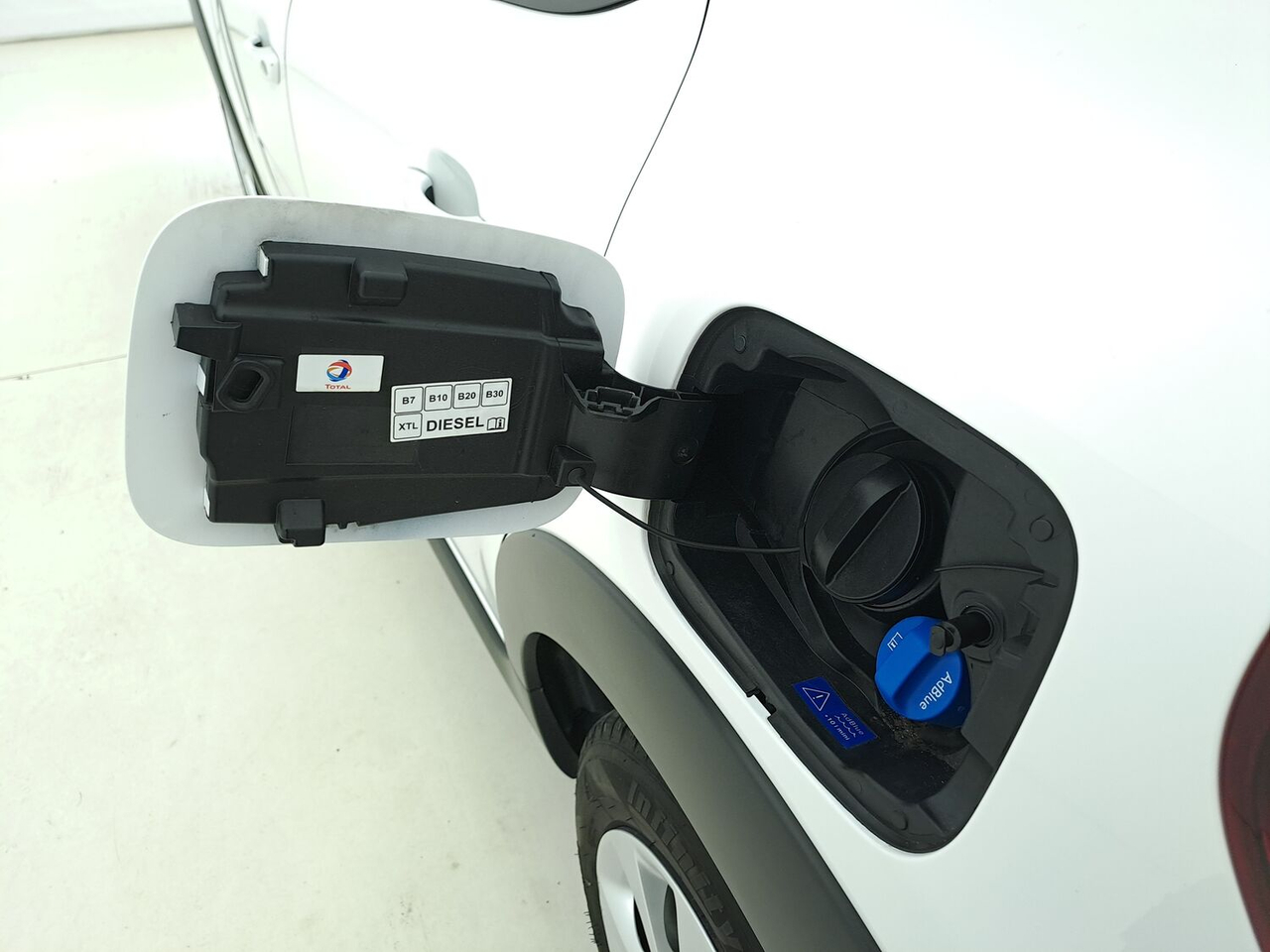 Citroën C3 — photo 25