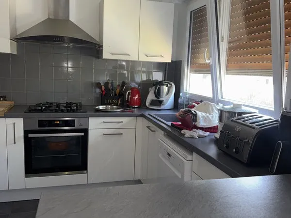 Loue chambre dans un belle appartement