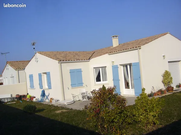Maison de plein pied 82 m2 + 15m2 garage sur 400 m2 de terrain