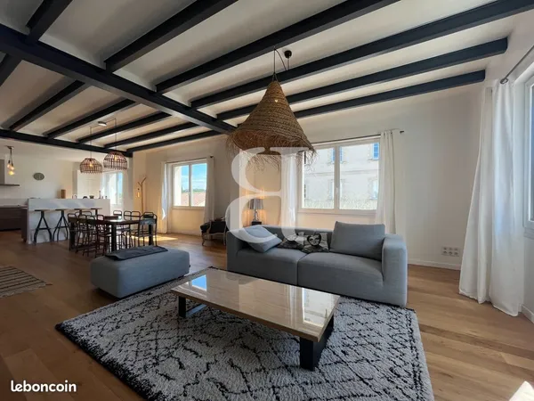 Duplex 6 pièces 213 m²