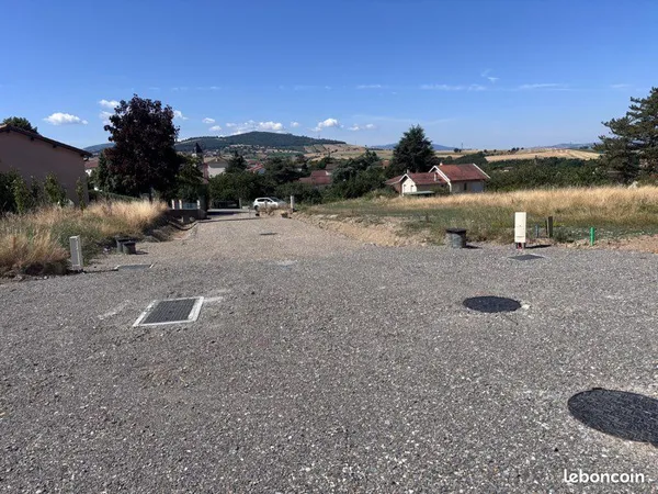 Derniers terrains constructibles viabilisés à Trèves (69) — entre Lyon et Saint-Étienne, à 30 min