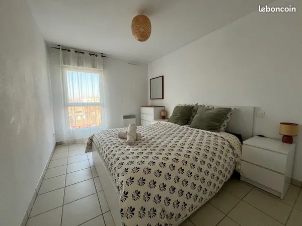 Location T2 meublé + parking Bordeaux Bastide