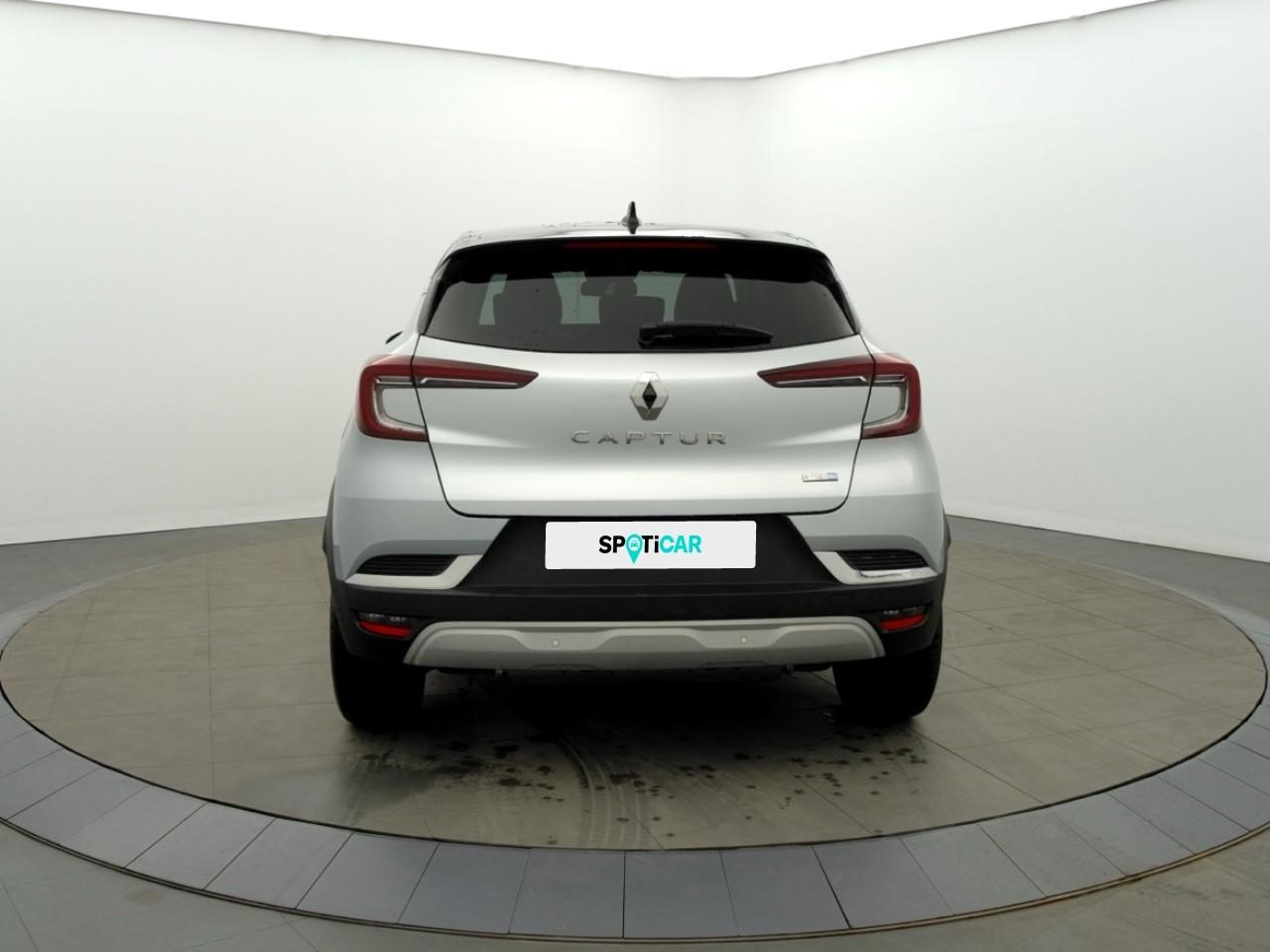 Renault Captur e-tech plug-in 160 intens — photo 4