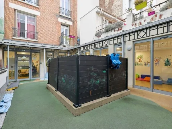 Bureaux 570 m²