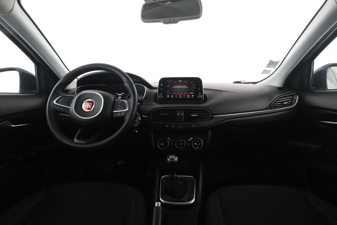 Fiat Tipo SW 1.4 T-Jet Lounge — photo 16