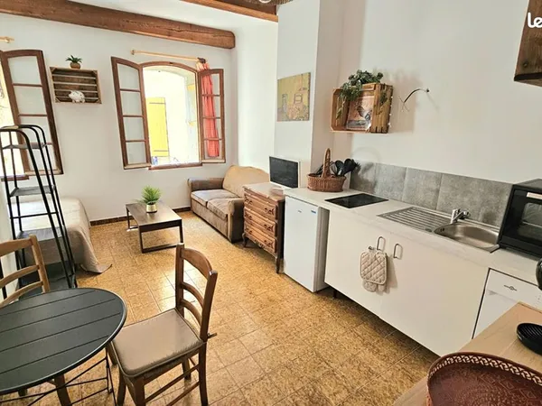 Studio 1 pièce 21 m²