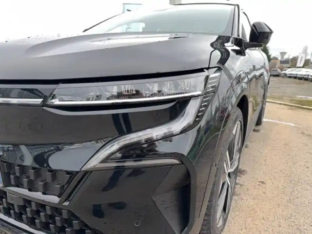 Renault Megane e-tech 220 ch autonomie confort gsr2 — photo 42