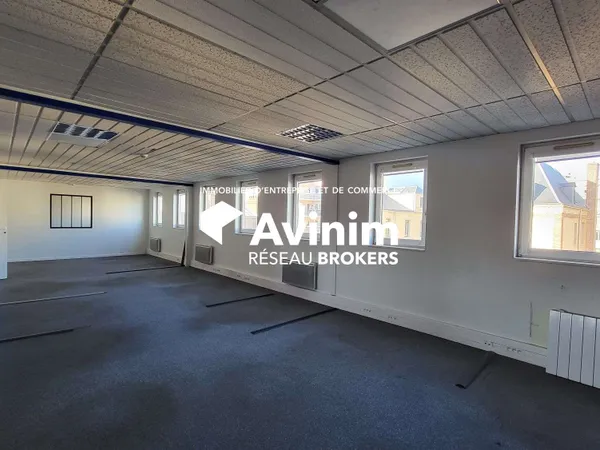 Bureau et espace de travail Vente Le Havre 185m² 328600€