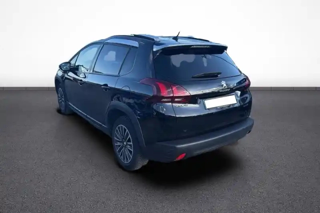 Peugeot 2008 puretech 82ch s&amp;s bvm5 — photo 3