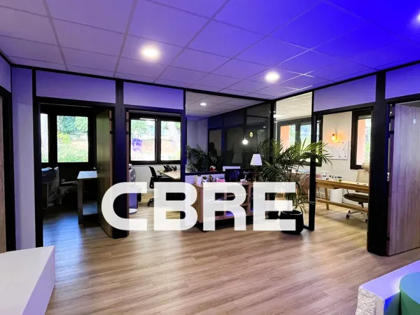 Bureau 88 m²