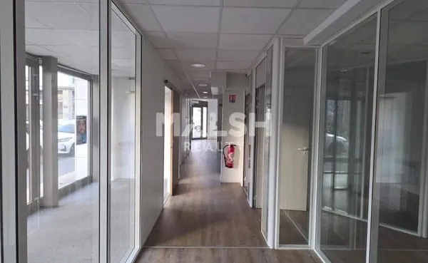 Local commercial 450 m²