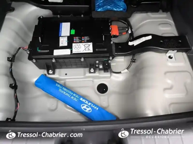 Hyundai Bayon 1.0 t-gdi 100 hybrid 48v creative — photo 27