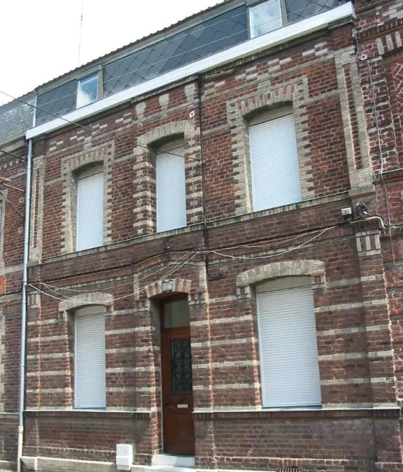 Photo 1