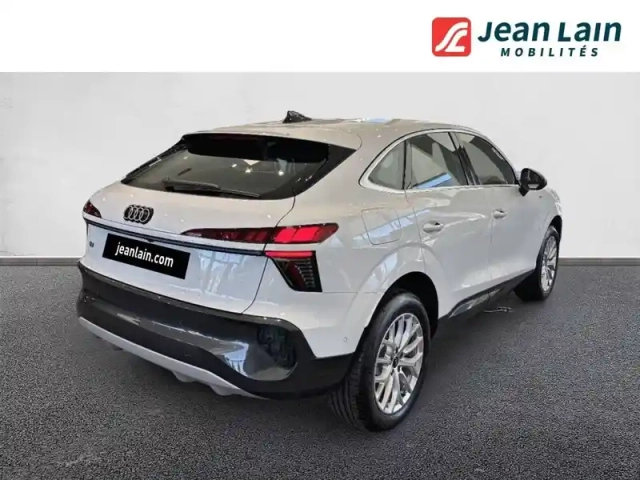 Audi Q3 sportback e-hybrid 272 ch s tronic 6 — photo 23