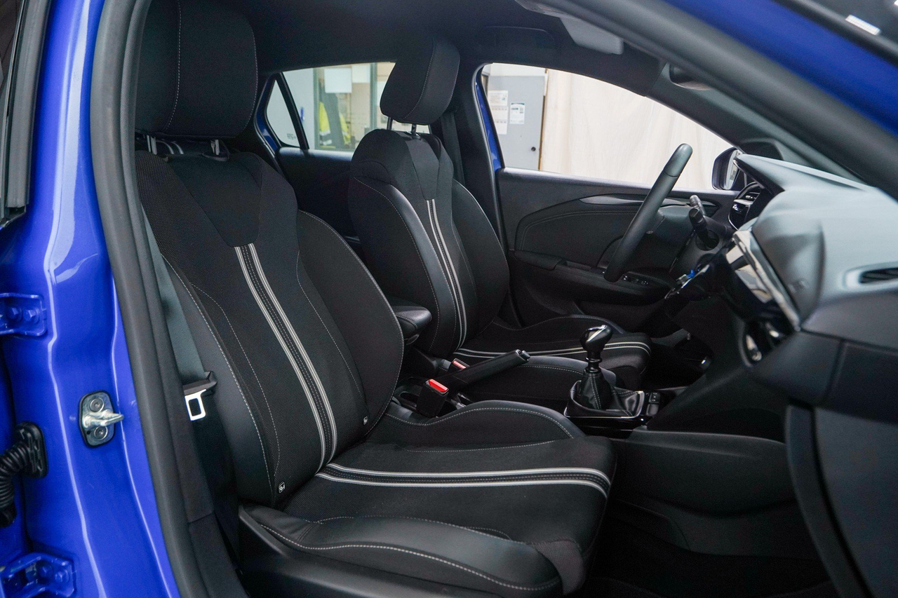 Opel Corsa — photo 14