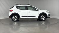 Dacia Sandero 1.0 TCe 90ch Stepway Confort -22 — photo 4