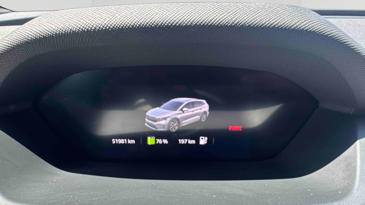 Skoda Enyaq iV 60 — photo 10